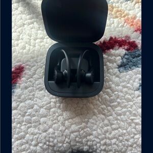 Bose Black Wireless Earbuds with Charging Case